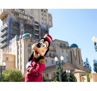 Disneyland® Paris 1 Day / 2 Park Dated Ticket