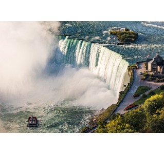 Niagara Falls Day Tour & Hornblower Cruise