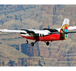 Grand Voyager Rim to River Tour: Grand Canyon Helicopter and Boat Tour from Las Vegas