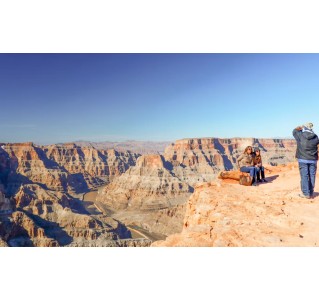 Grand Voyager Rim to River Tour: Grand Canyon Helicopter and Boat Tour from Las Vegas