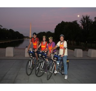 Monuments at Night Bike Tour